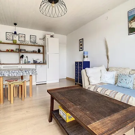 Appartement 2 Proche - 1er Etage, Parking, Cuisine Equipee, Tv Et Calme Assure - Fr-1-236-77 *